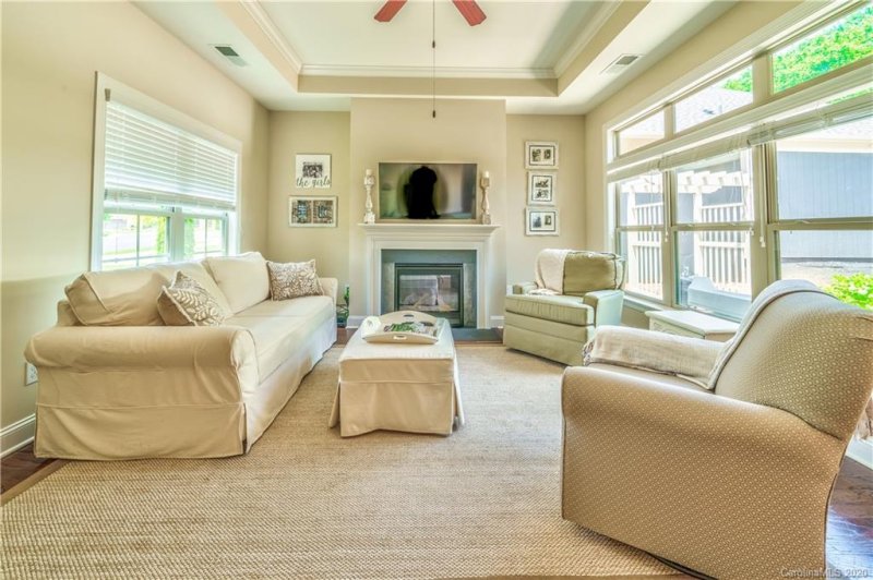 Property image 3 at 7913 Parknoll Drive, Huntersville, NC 28078