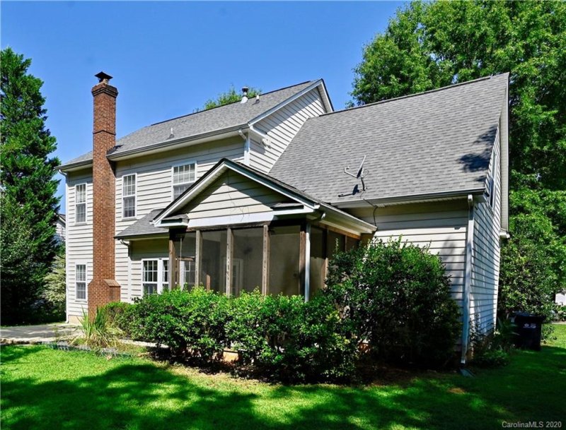 Property image 2 at 2507 Bricker Drive, Charlotte, NC 28273