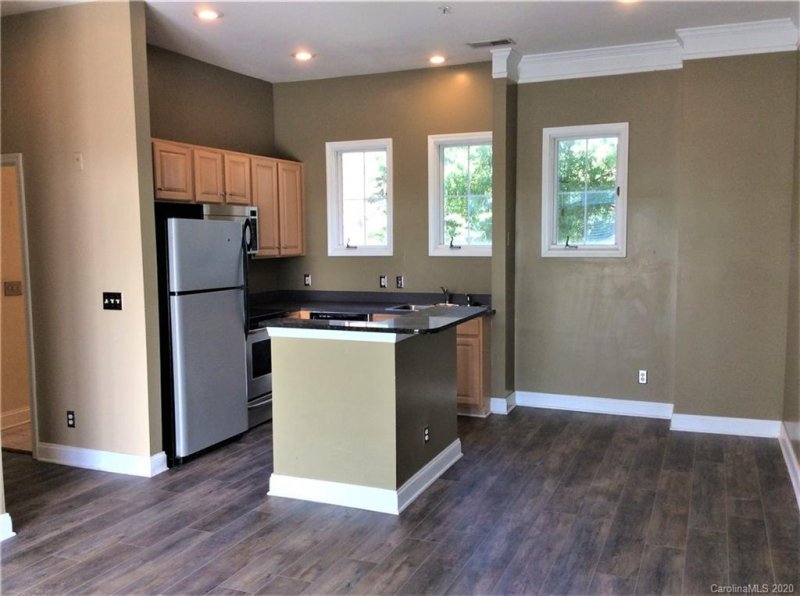 Property image 4 at 781 Garden District Drive, Charlotte, NC 28202