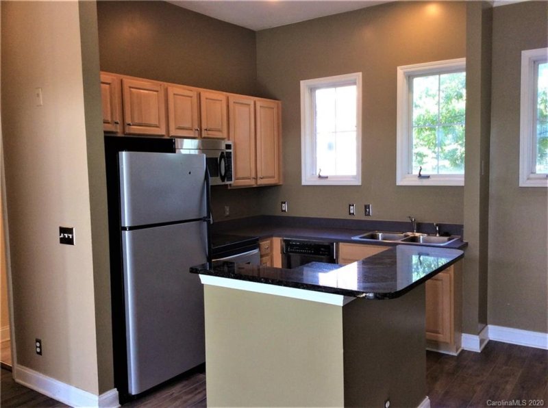 Property image 5 at 781 Garden District Drive, Charlotte, NC 28202