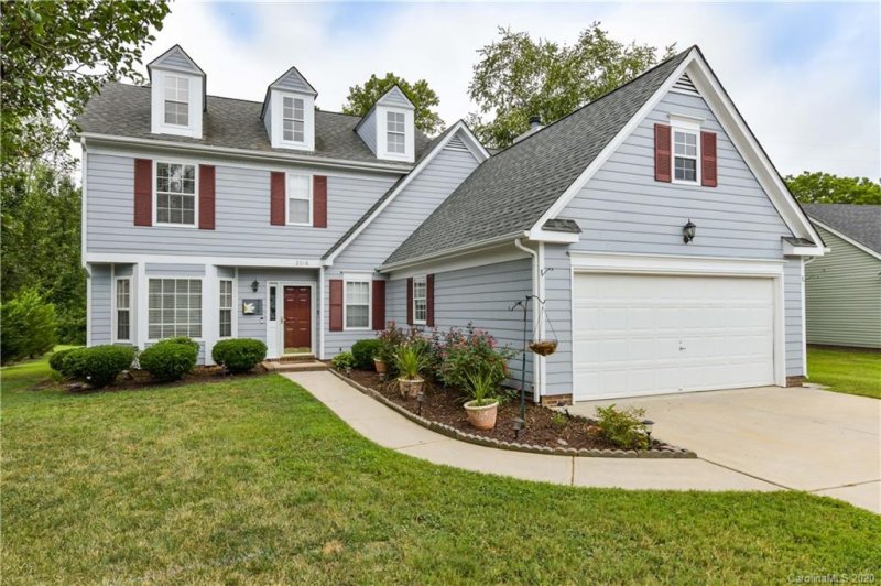 2018 Stonewyck Avenue