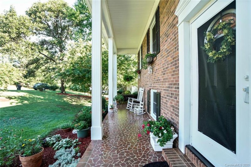 Property image 2 at 1005 Forestbrook Drive, Gastonia, NC 28056