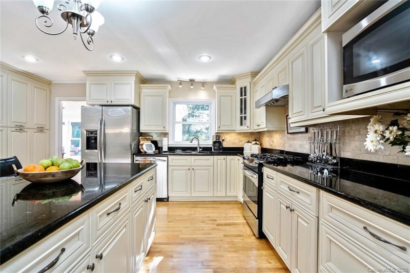 Property image 5 at 1005 Forestbrook Drive, Gastonia, NC 28056