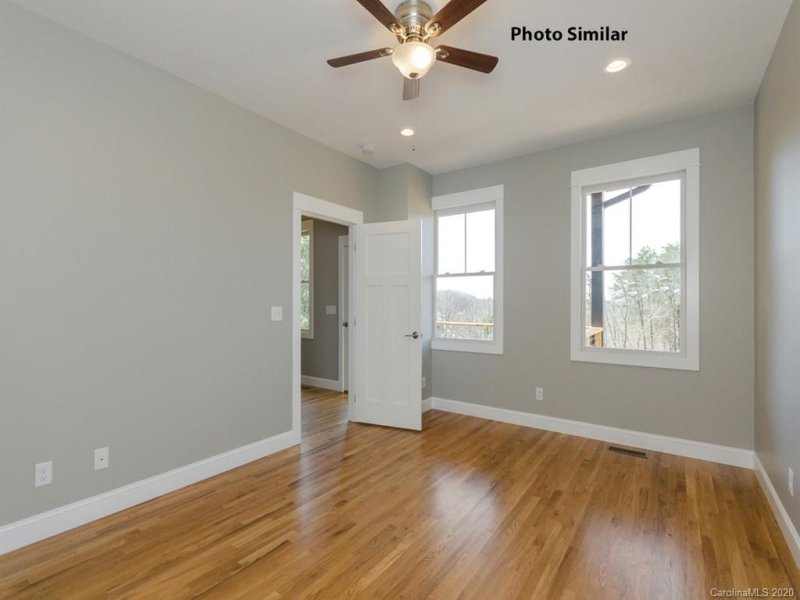 Property image 5 at 407 Harold Place, Asheville, NC 28804