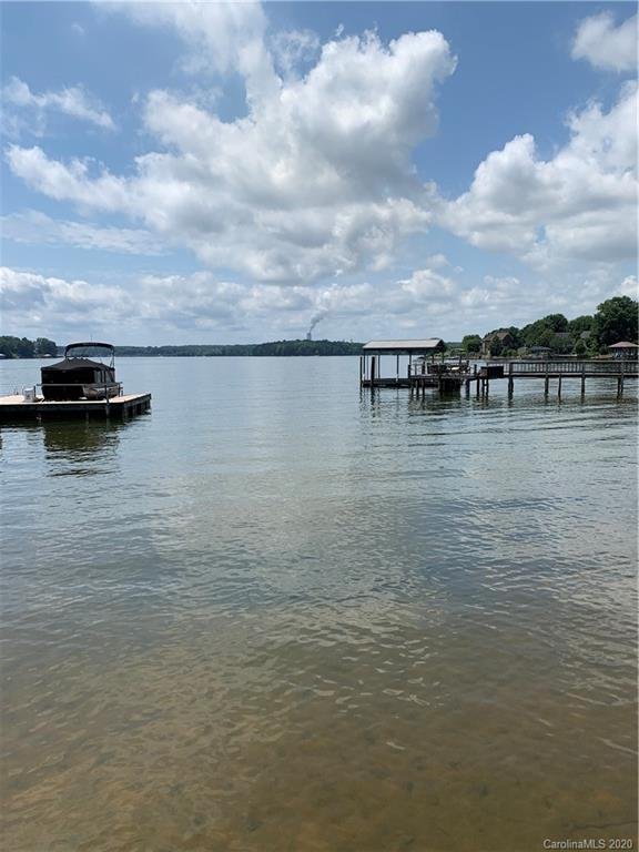 Property image 3 at 2715 Westview Drive, Sherrills Ford, NC 28673