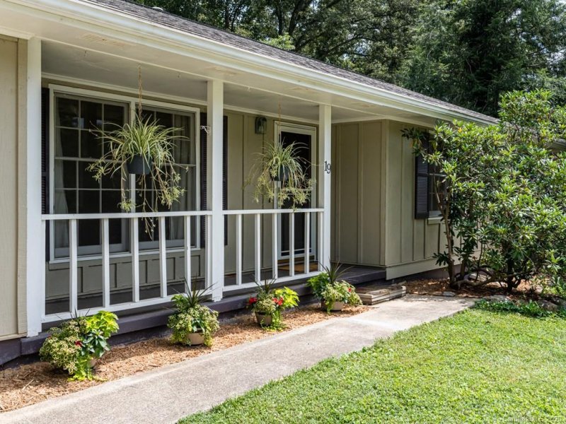 Property image 4 at 19 Glen Meadows Road, Arden, NC 28704