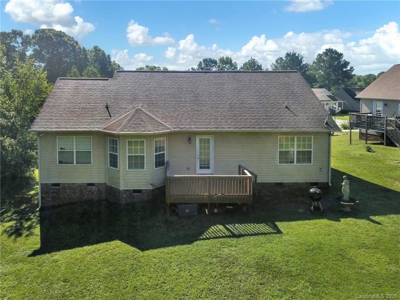 Property image 4 at 325 Eagle Creek Drive, Clover, SC 29710