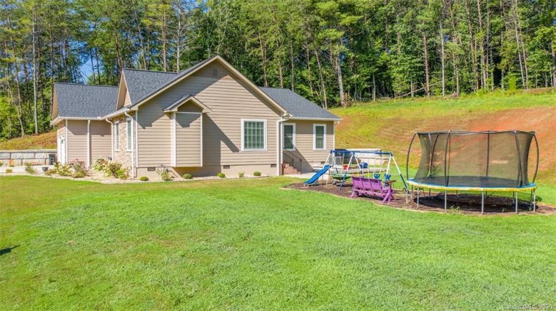 Property image 5 at 315 Winding Creek Drive, Morganton, NC 28655