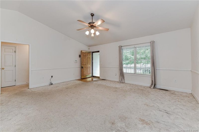 Property image 3 at 613 Beavers Cove Lane, Concord, NC 28027
