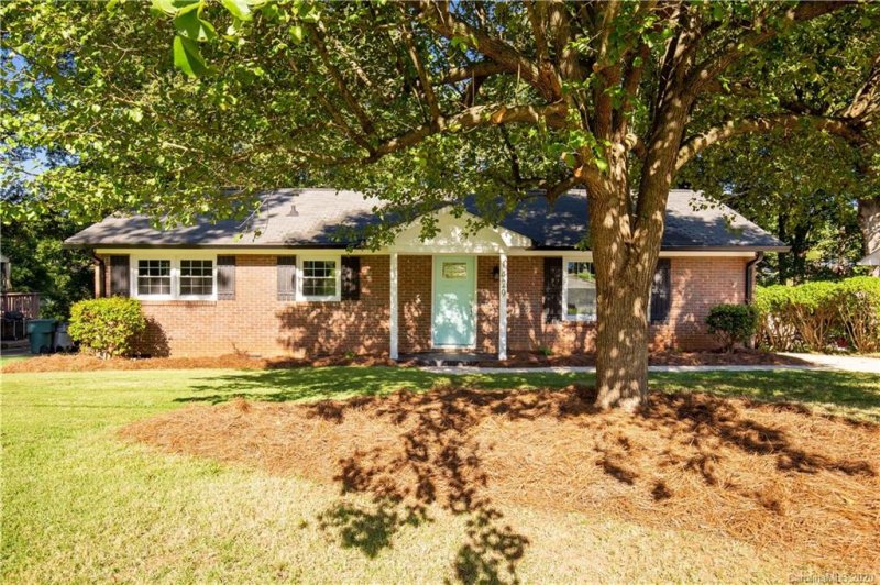 Property image 2 at 1429 Anderson Street, Gastonia, NC 28054