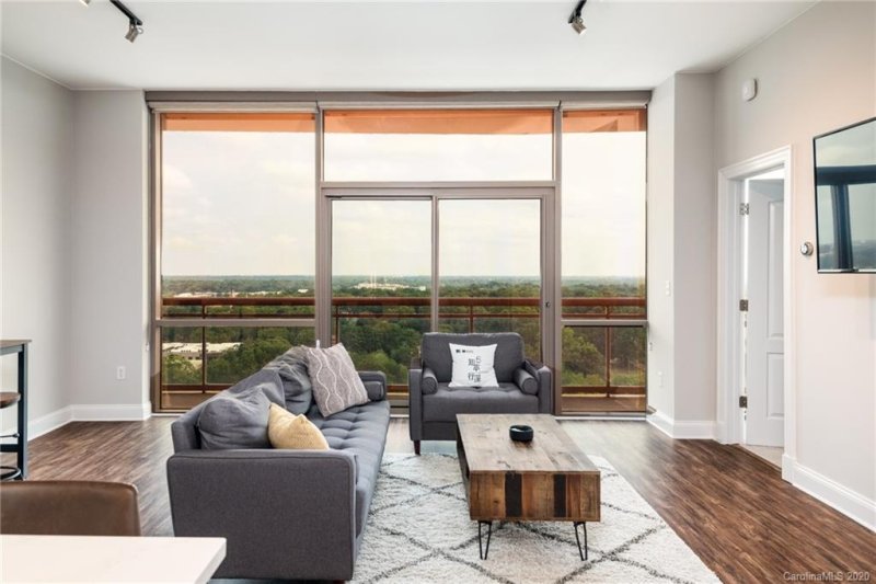 315 Arlington Avenue