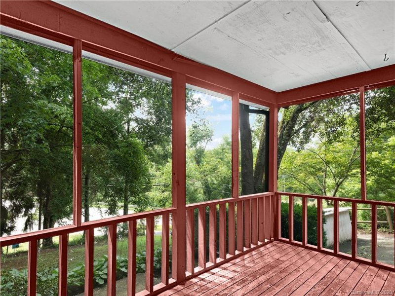 Property image 4 at 36 Mountain Brook Drive, Candler, NC 28715