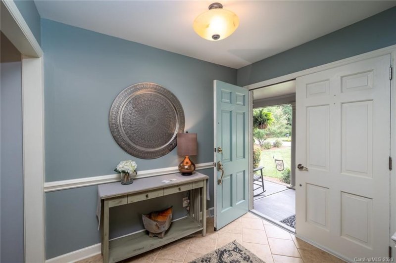 Property image 3 at 10608 Knox Avenue, Matthews, NC 28105