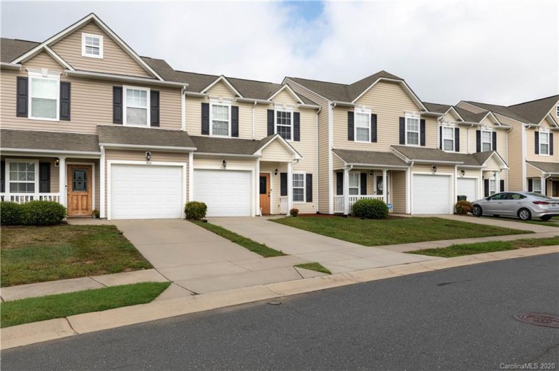 Property image 4 at 552 Calen Lane, Rock Hill, SC 29732