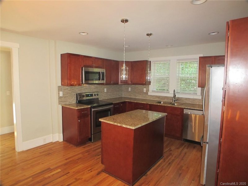 Property image 4 at 1324 E 35th Street, Charlotte, NC 28205