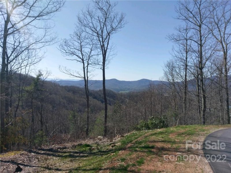 Property image 2 at 342 High Hickory Trail Trail, Swannanoa, NC 28778