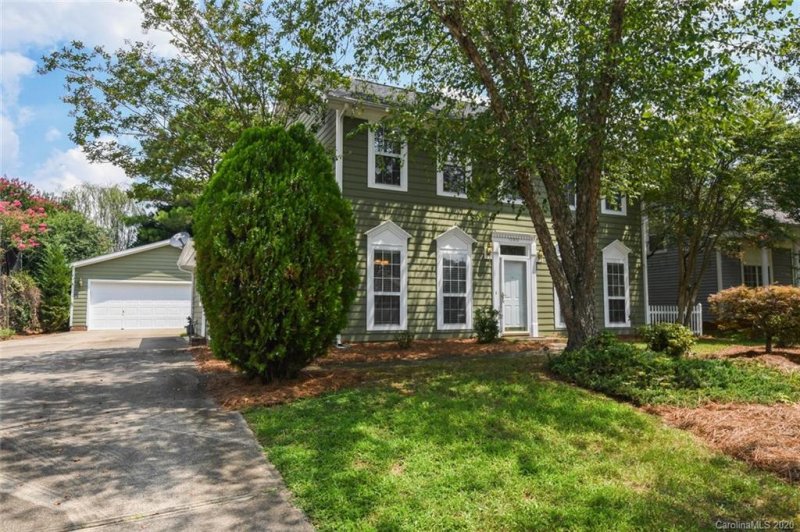 12313 Landing Green Drive