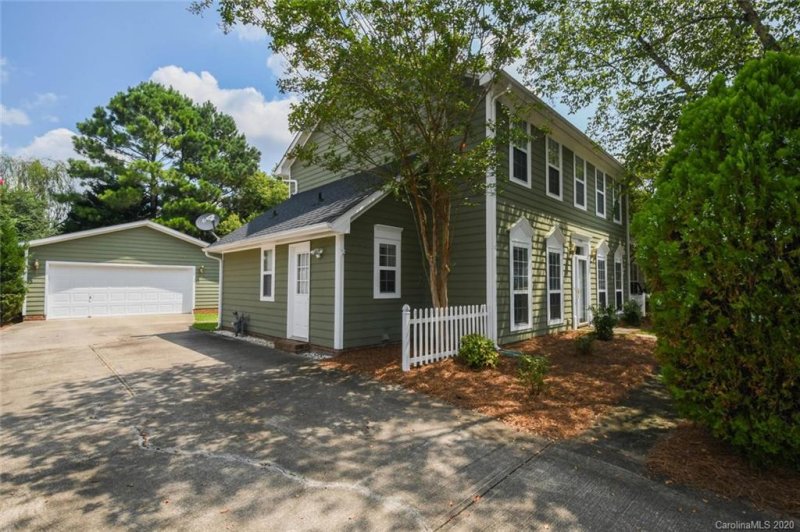 Property image 5 at 12313 Landing Green Drive, Charlotte, NC 28277