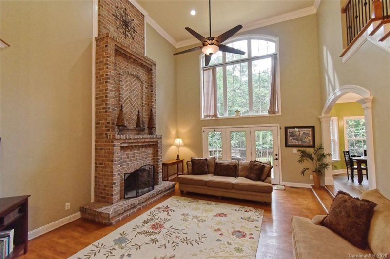 Property image 3 at 7608 Deer Track Drive, Denver, NC 28037