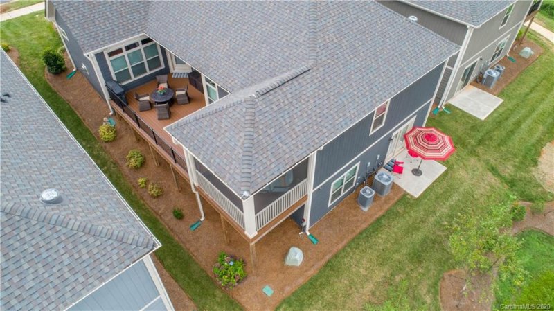 Property image 4 at 8028 Parknoll Drive, Huntersville, NC 28078