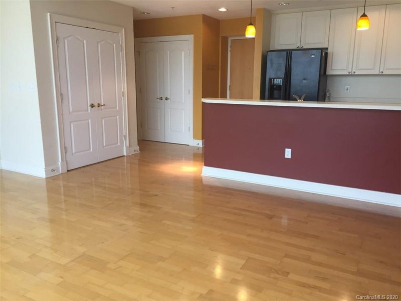 Property image 5 at 315 Arlington Avenue, Charlotte, NC 28203