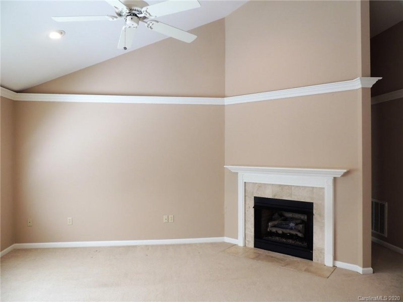 Property image 4 at 146 Charlestown Drive, Hendersonville, NC 28792