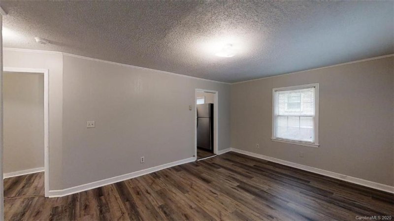 Property image 2 at 2852 Willow Street, Charlotte, NC 28208