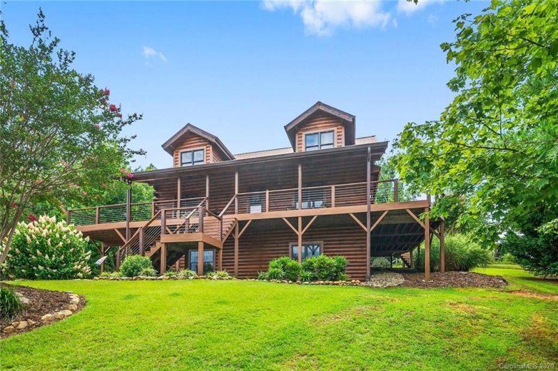 Property image 3 at 247 Peaks Drive, Lake Lure, NC 28746