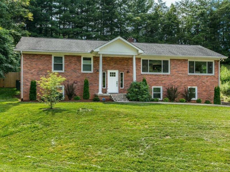 Property image 3 at 27 Beechwood Road, Asheville, NC 28805