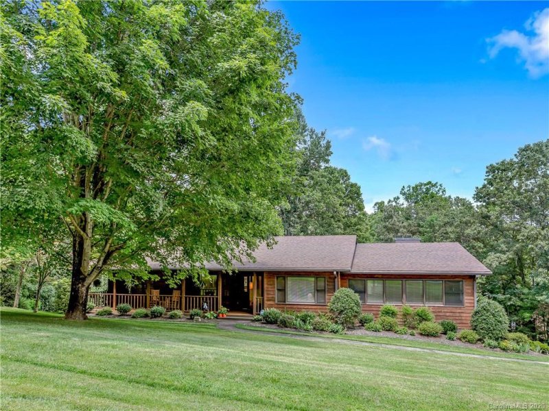 Property image 2 at 17 Exeter Drive, Candler, NC 28715