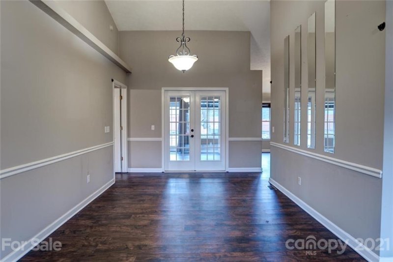 Property image 5 at 104 Sugar Hollow Road, Hendersonville, NC 28739