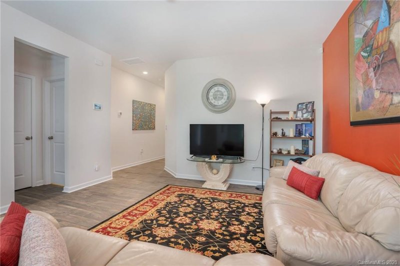 Property image 3 at 6120 Guildford Hill Lane, Charlotte, NC 28215