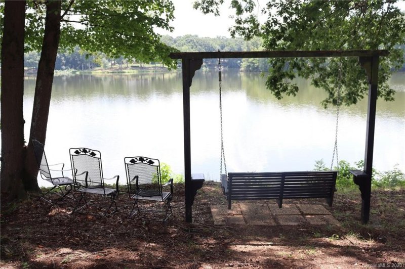 Property image 4 at 1116 Village Lake Drive, Monroe, NC 28110