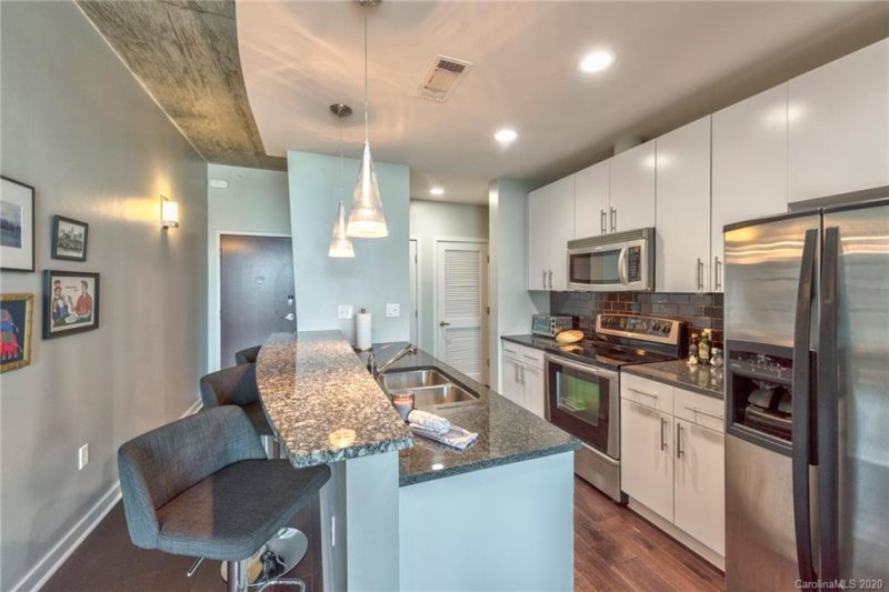 Property image 2 at 210 Church Street, Charlotte, NC 28202