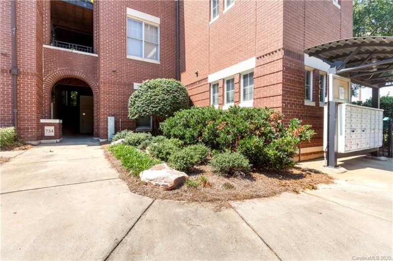 Property image 3 at 796 Davidson Street, Charlotte, NC 28202