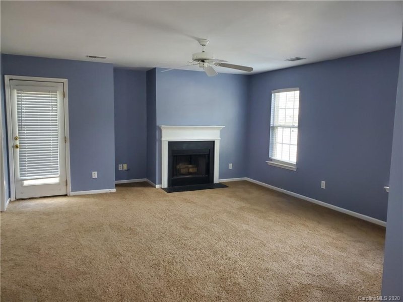 Property image 4 at 3925 Oliva Diane Lane, Charlotte, NC 28216