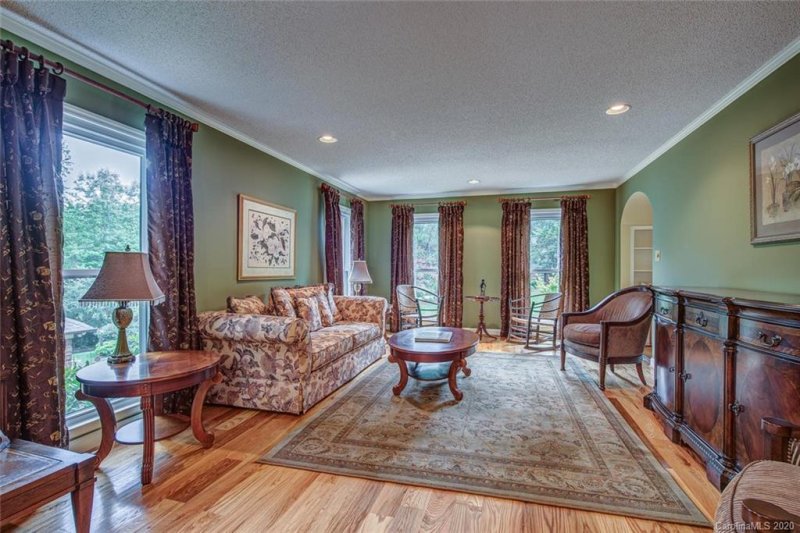 Property image 5 at 1324 Fallingbrook Court, Belmont, NC 28012