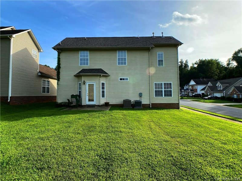 Property image 2 at 6503 Mallard Park Drive, Charlotte, NC 28269