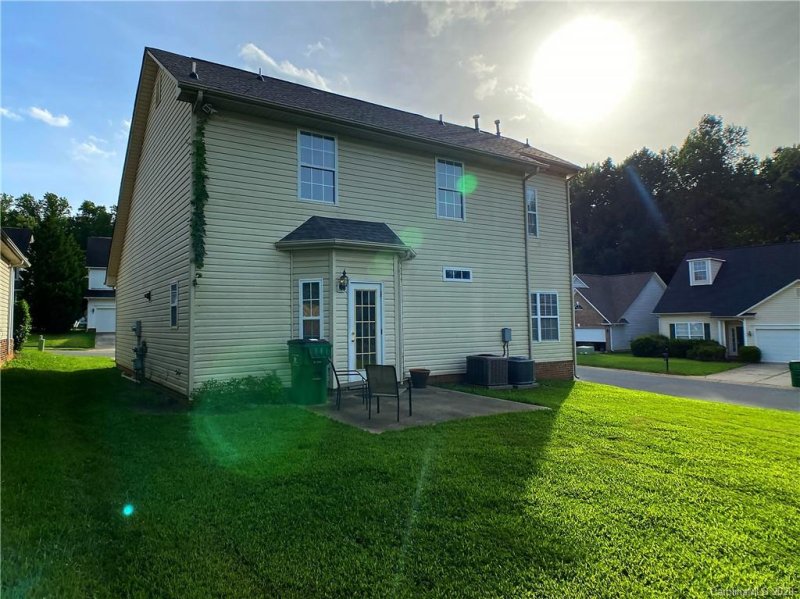 Property image 3 at 6503 Mallard Park Drive, Charlotte, NC 28269