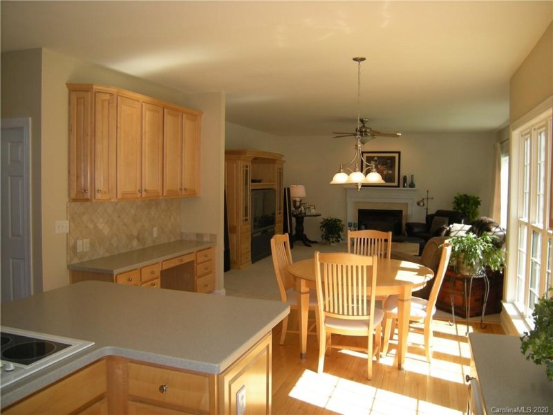 Property image 4 at 10306 Gunnison Lane, Charlotte, NC 28277