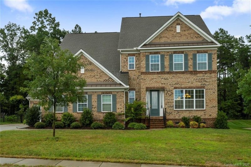 Property image 2 at 131 Monteray Oaks Circle, Fort Mill, SC 29715