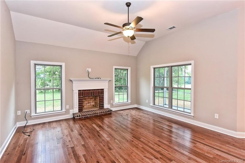 Property image 4 at 3281 Fairmead Drive, Concord, NC 28025