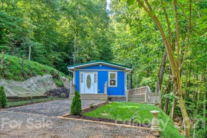 Property image 2 at 205 Marcellina Drive, Fairview, NC 28730