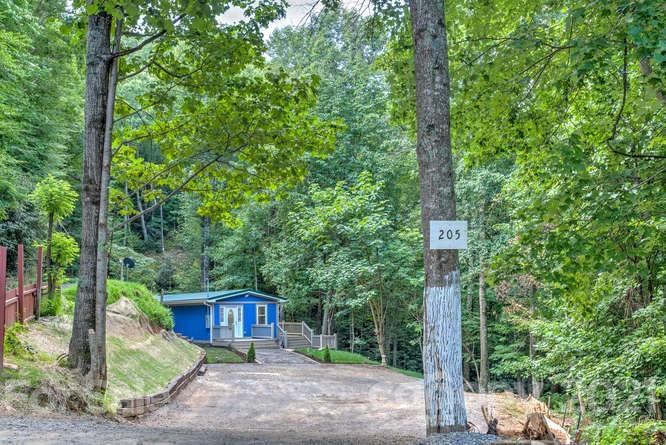 Property image 4 at 205 Marcellina Drive, Fairview, NC 28730