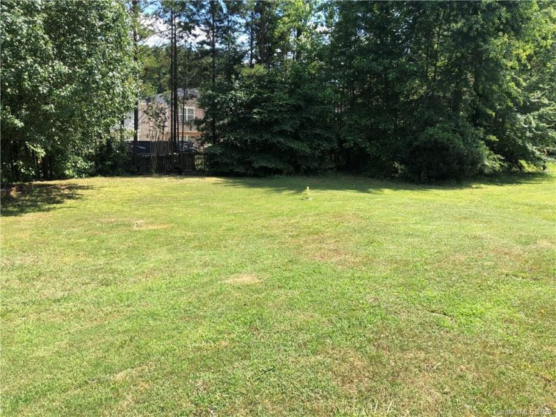 Property image 5 at 161 Mellwood Drive, Charlotte, NC 28214