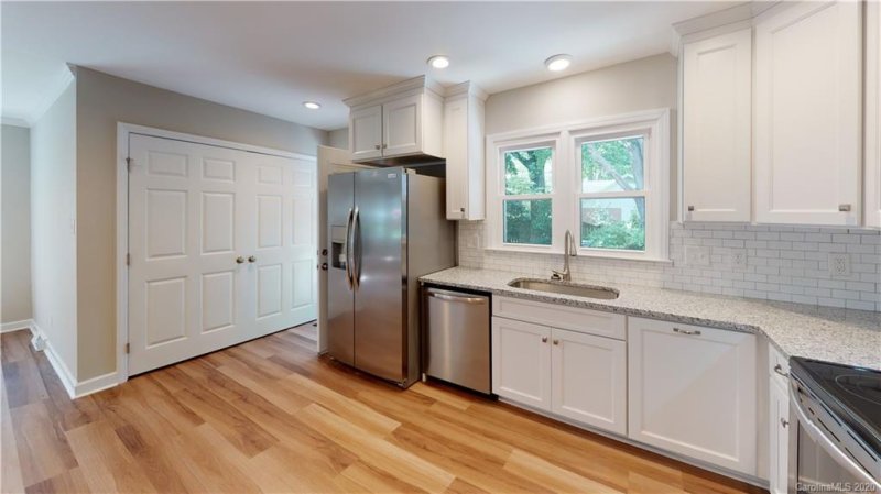 Property image 4 at 210 Byswick Place, Charlotte, NC 28270