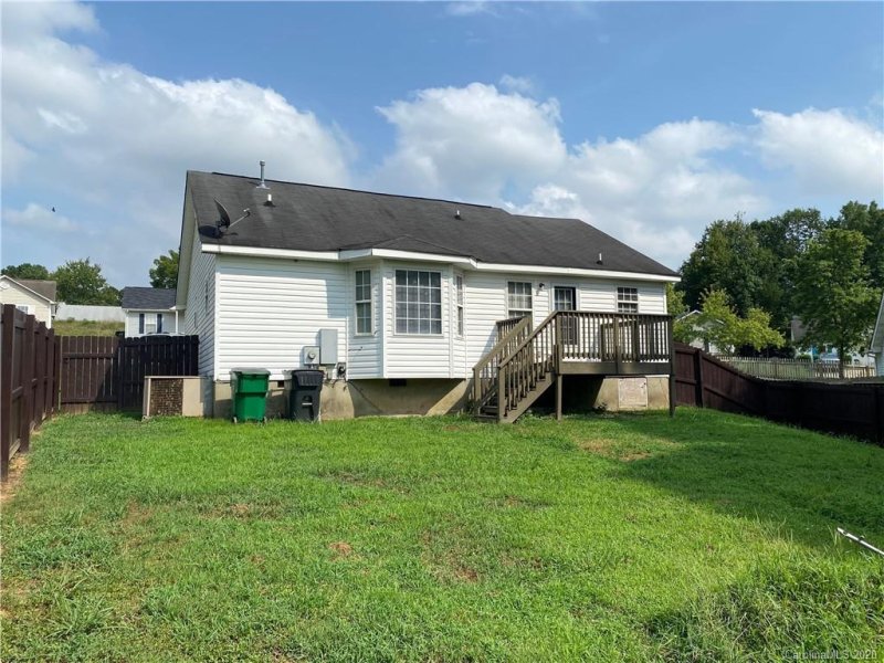 Property image 2 at 1216 Eagle Ridge Drive, Charlotte, NC 28214