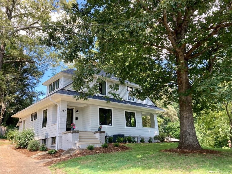 Property image 2 at 154 Tacoma Circle, Asheville, NC 28801