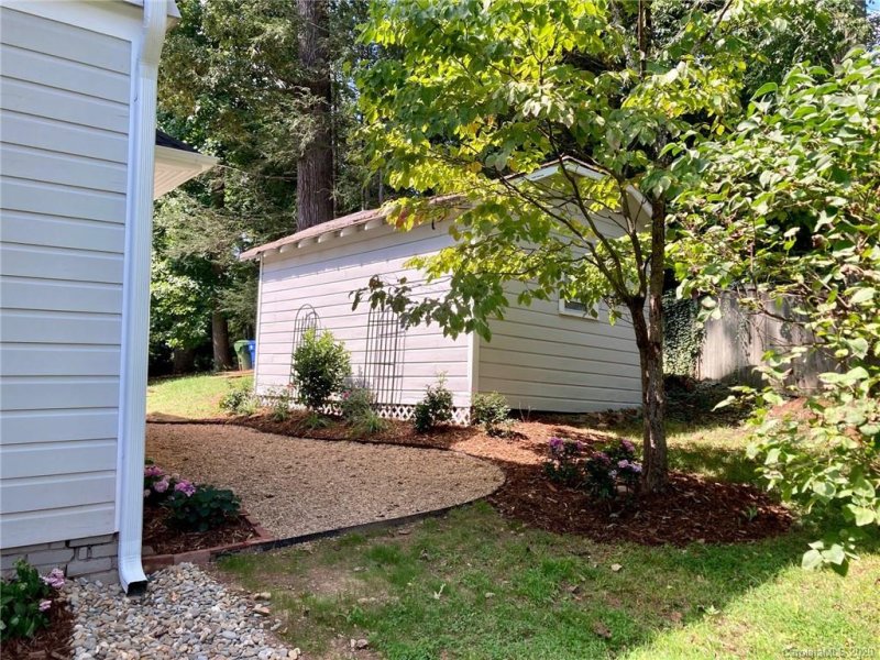 Property image 5 at 154 Tacoma Circle, Asheville, NC 28801