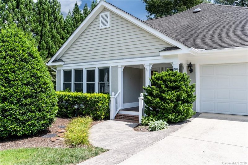 Property image 2 at 26 Creekside Way, Asheville, NC 28804